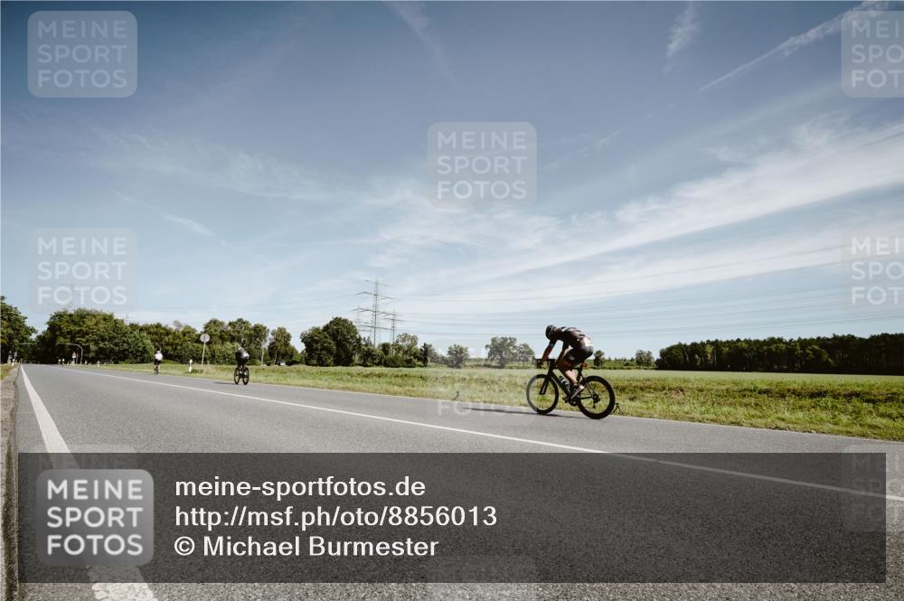 07.09.2025 - 19. Norderstedt Triathlon Michael Burmester http://msf.ph/oto/8856013 07.09.2025 12:13:48 Radfahren  meine-sportfotos.de
