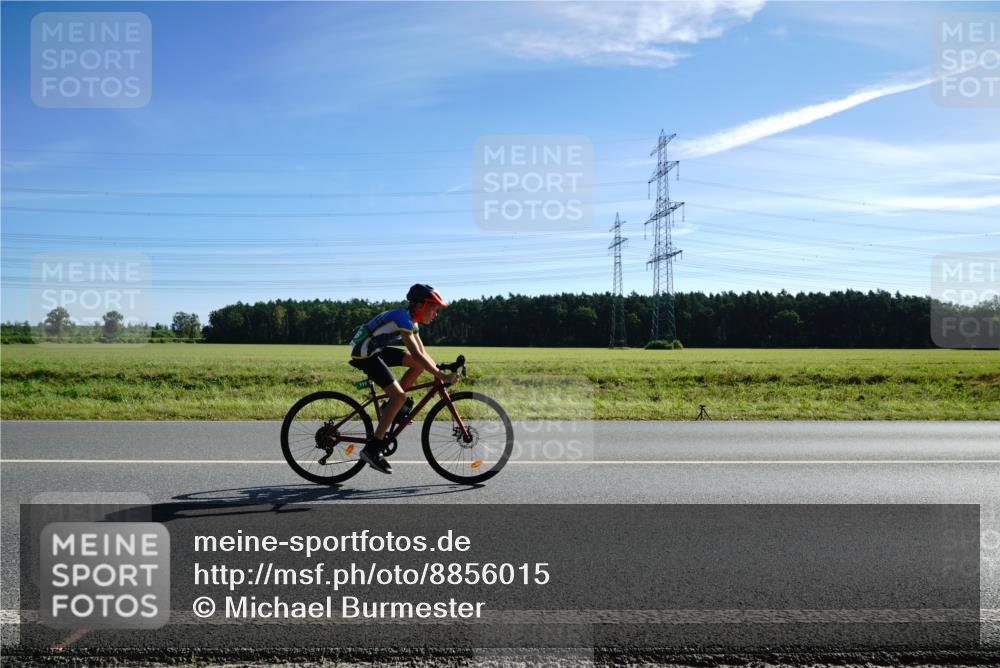 07.09.2025 - 19. Norderstedt Triathlon Michael Burmester http://msf.ph/oto/8856015 07.09.2025 10:51:35 Radfahren 94, 116 meine-sportfotos.de