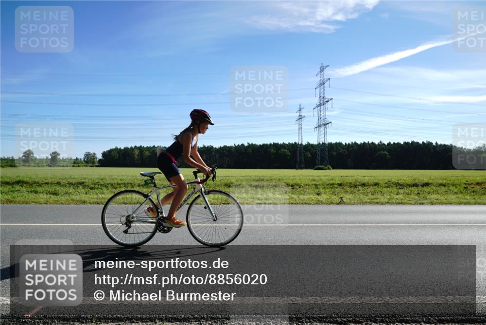 07.09.2025 - 19. Norderstedt Triathlon Michael Burmester http://msf.ph/oto/8856020 07.09.2025 10:51:49 Radfahren 59 meine-sportfotos.de