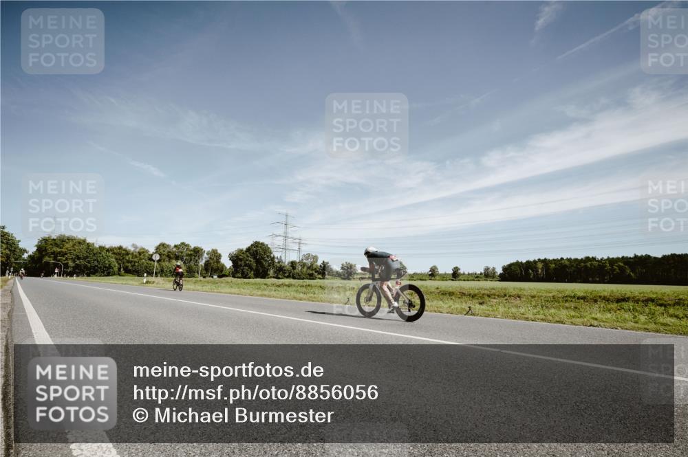 07.09.2025 - 19. Norderstedt Triathlon Michael Burmester http://msf.ph/oto/8856056 07.09.2025 12:14:28 Radfahren  meine-sportfotos.de