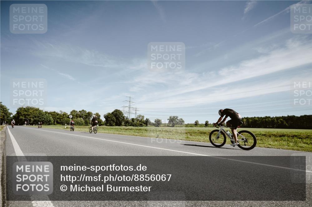 07.09.2025 - 19. Norderstedt Triathlon Michael Burmester http://msf.ph/oto/8856067 07.09.2025 12:14:33 Radfahren  meine-sportfotos.de
