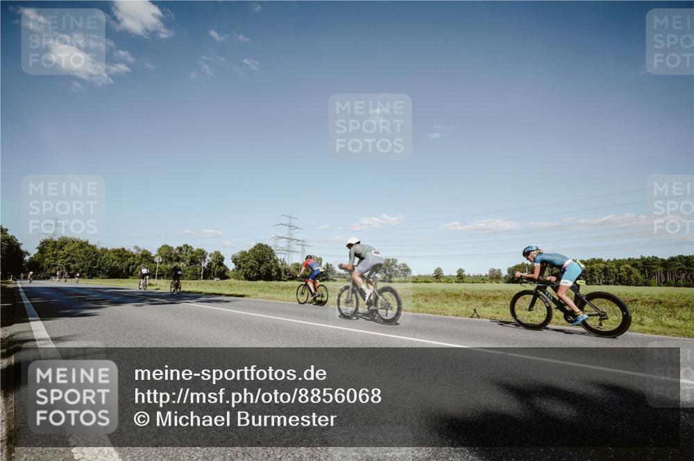 07.09.2025 - 19. Norderstedt Triathlon Michael Burmester http://msf.ph/oto/8856068 07.09.2025 15:19:02 Radfahren 870 meine-sportfotos.de