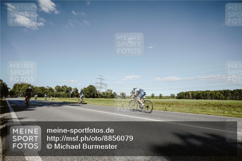 07.09.2025 - 19. Norderstedt Triathlon Michael Burmester http://msf.ph/oto/8856079 07.09.2025 15:19:06 Radfahren 1508 meine-sportfotos.de