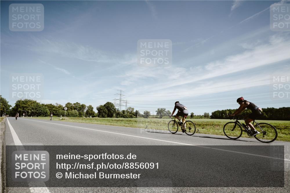 07.09.2025 - 19. Norderstedt Triathlon Michael Burmester http://msf.ph/oto/8856091 07.09.2025 12:14:46 Radfahren  meine-sportfotos.de