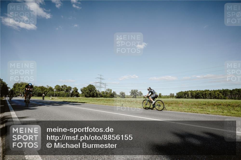 07.09.2025 - 19. Norderstedt Triathlon Michael Burmester http://msf.ph/oto/8856155 07.09.2025 15:19:49 Radfahren 1492, 1511, 1534 meine-sportfotos.de
