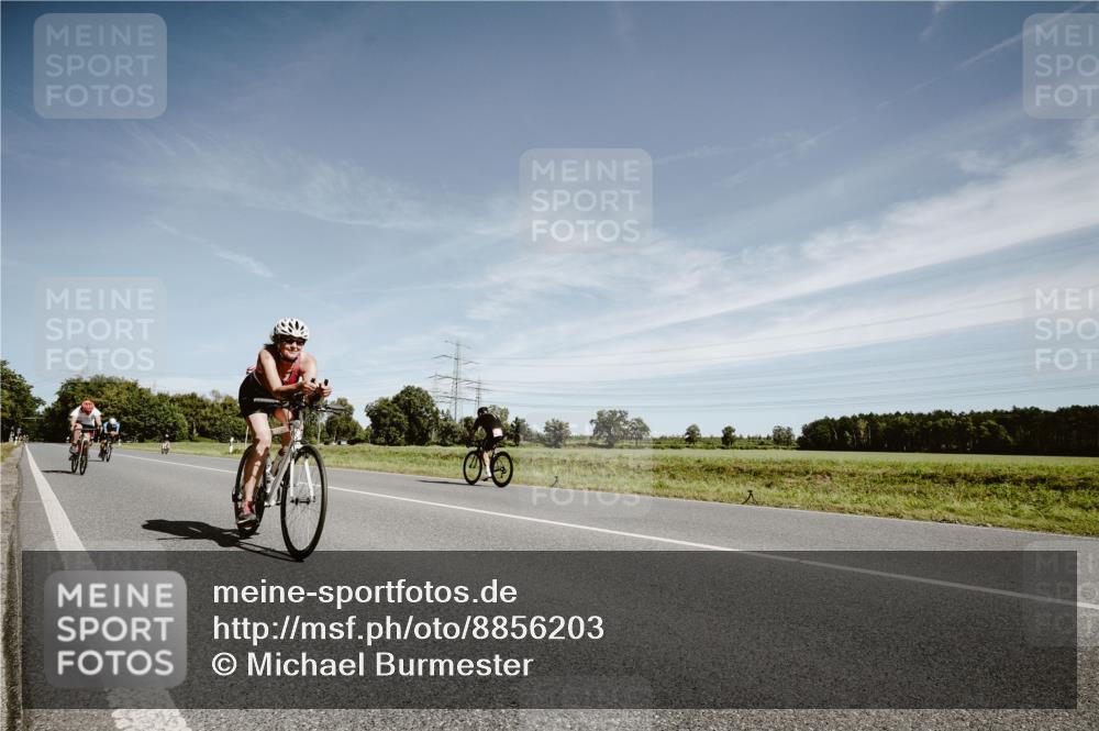 07.09.2025 - 19. Norderstedt Triathlon Michael Burmester http://msf.ph/oto/8856203 07.09.2025 12:15:33 Radfahren 146, 210, 215, 776, 780, 1364 meine-sportfotos.de