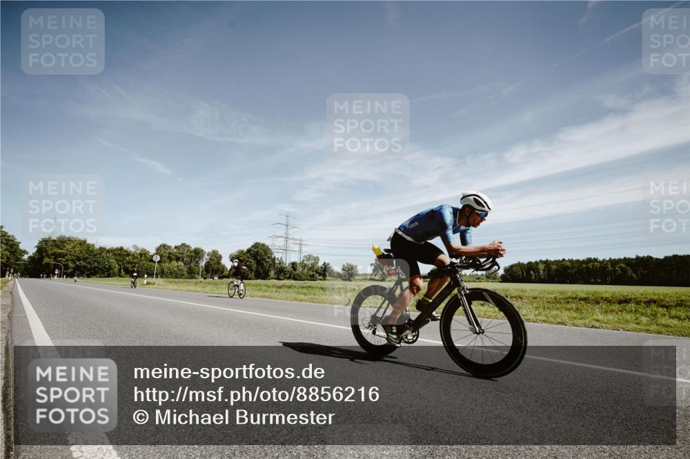 07.09.2025 - 19. Norderstedt Triathlon Michael Burmester http://msf.ph/oto/8856216 07.09.2025 12:15:35 Radfahren 146, 215, 780 meine-sportfotos.de