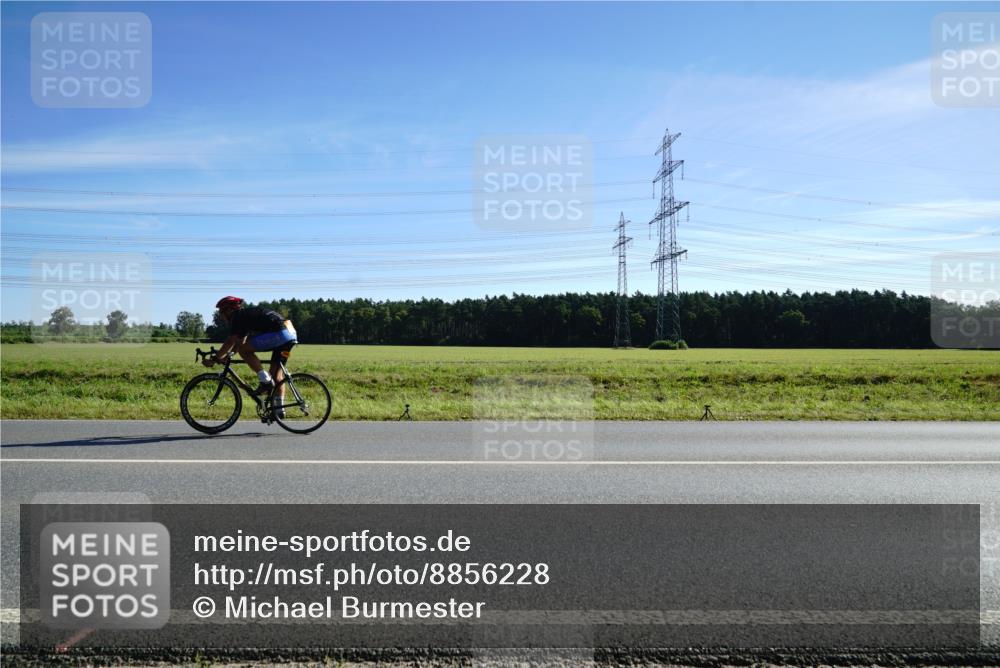 07.09.2025 - 19. Norderstedt Triathlon Michael Burmester http://msf.ph/oto/8856228 07.09.2025 11:04:26 Radfahren  meine-sportfotos.de