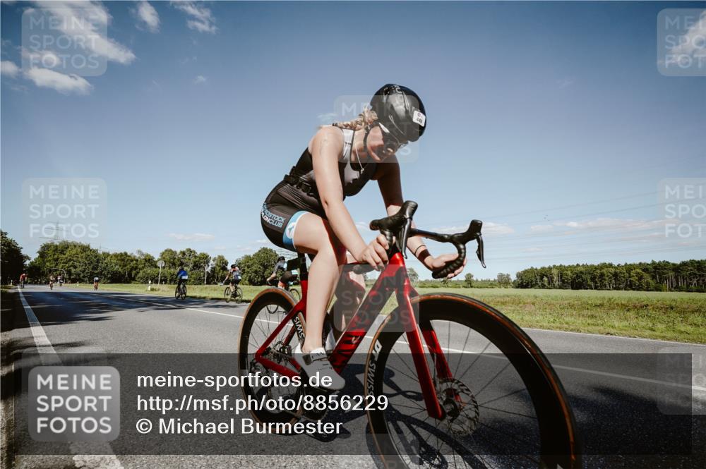 07.09.2025 - 19. Norderstedt Triathlon Michael Burmester http://msf.ph/oto/8856229 07.09.2025 15:20:20 Radfahren 449, 1411 meine-sportfotos.de