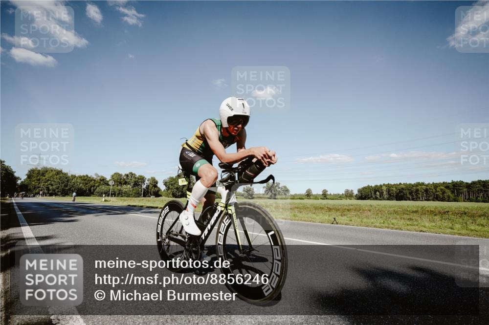 07.09.2025 - 19. Norderstedt Triathlon Michael Burmester http://msf.ph/oto/8856246 07.09.2025 15:20:37 Radfahren 945, 1506 meine-sportfotos.de