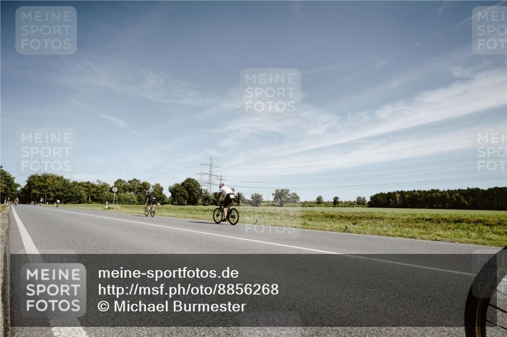 07.09.2025 - 19. Norderstedt Triathlon Michael Burmester http://msf.ph/oto/8856268 07.09.2025 12:15:55 Radfahren 851, 1329 meine-sportfotos.de