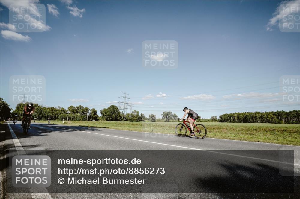07.09.2025 - 19. Norderstedt Triathlon Michael Burmester http://msf.ph/oto/8856273 07.09.2025 15:20:53 Radfahren 431, 466, 477 meine-sportfotos.de
