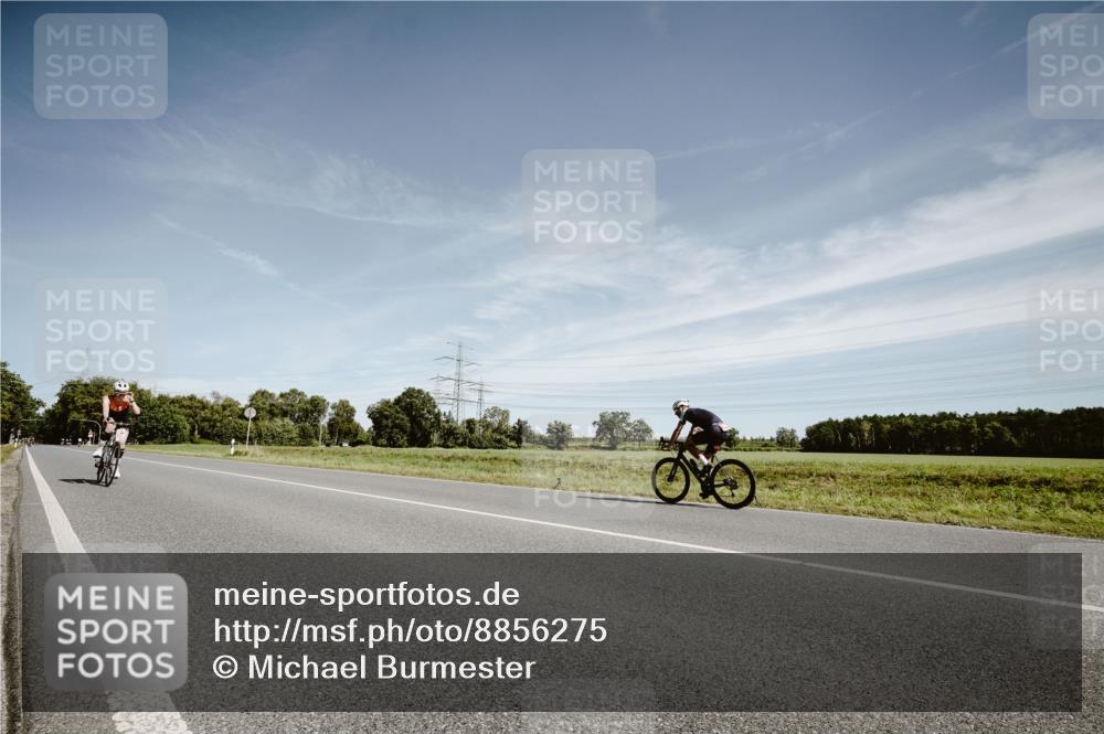 07.09.2025 - 19. Norderstedt Triathlon Michael Burmester http://msf.ph/oto/8856275 07.09.2025 12:16:02 Radfahren 1251 meine-sportfotos.de