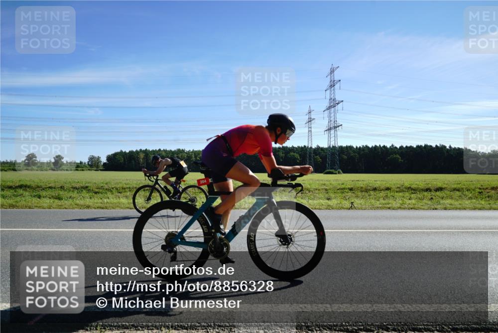 07.09.2025 - 19. Norderstedt Triathlon Michael Burmester http://msf.ph/oto/8856328 07.09.2025 11:06:04 Radfahren 204, 1167 meine-sportfotos.de