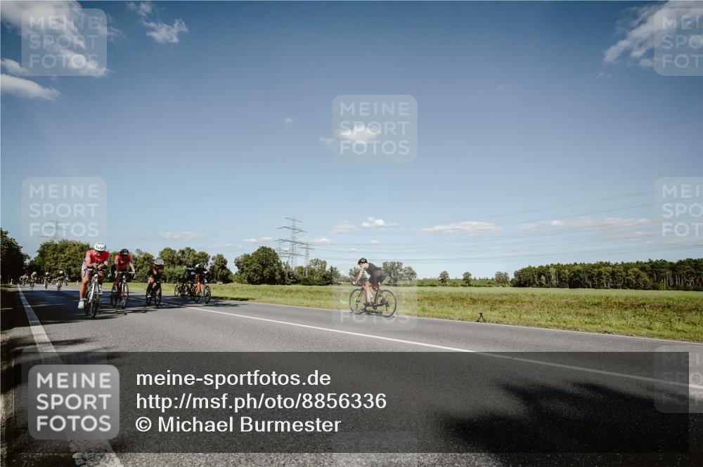 07.09.2025 - 19. Norderstedt Triathlon Michael Burmester http://msf.ph/oto/8856336 07.09.2025 15:21:14 Radfahren 473, 480, 866, 897, 914, 1504 meine-sportfotos.de