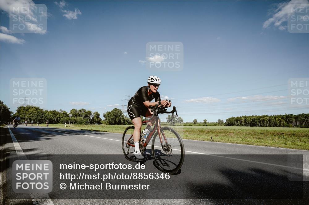 07.09.2025 - 19. Norderstedt Triathlon Michael Burmester http://msf.ph/oto/8856346 07.09.2025 15:21:18 Radfahren 473, 866, 897, 914, 1475, 1504, 1546 meine-sportfotos.de