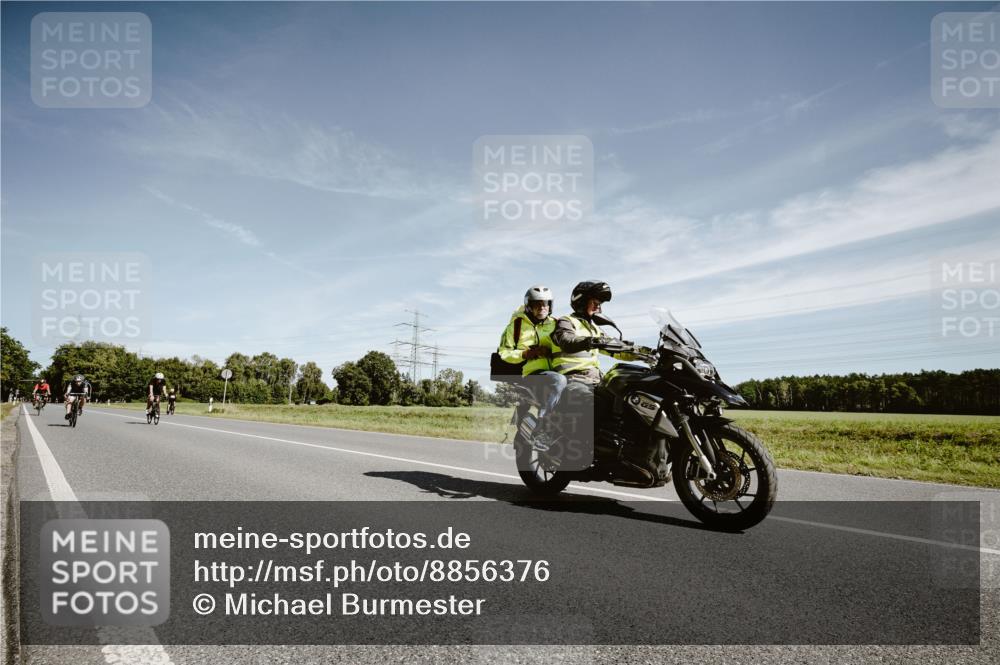 07.09.2025 - 19. Norderstedt Triathlon Michael Burmester http://msf.ph/oto/8856376 07.09.2025 12:16:53 Radfahren 207, 282, 1307 meine-sportfotos.de