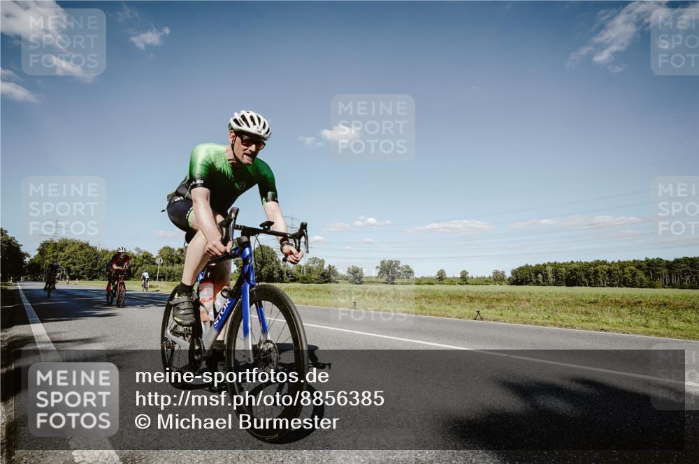 07.09.2025 - 19. Norderstedt Triathlon Michael Burmester http://msf.ph/oto/8856385 07.09.2025 15:21:39 Radfahren 403, 479, 882, 1494, 1498 meine-sportfotos.de