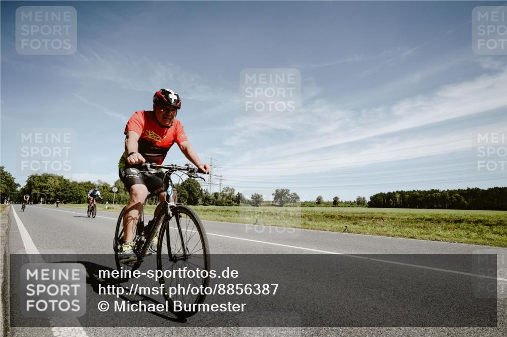 07.09.2025 - 19. Norderstedt Triathlon Michael Burmester http://msf.ph/oto/8856387 07.09.2025 12:16:57 Radfahren 168, 207, 282, 741, 1307 meine-sportfotos.de
