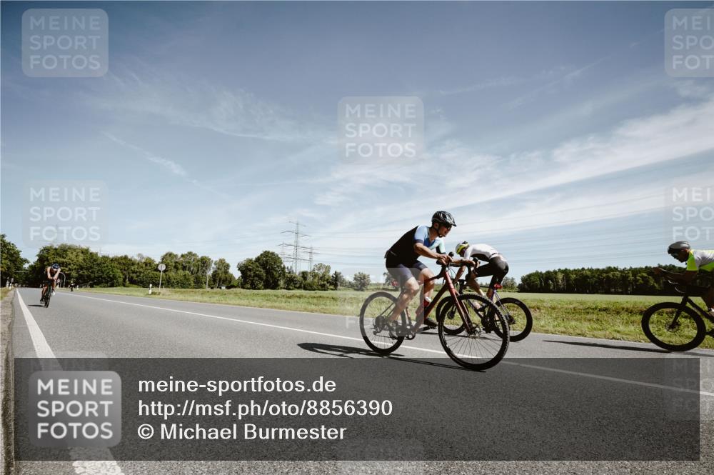 07.09.2025 - 19. Norderstedt Triathlon Michael Burmester http://msf.ph/oto/8856390 07.09.2025 12:16:58 Radfahren 168, 207, 282, 741, 1307 meine-sportfotos.de
