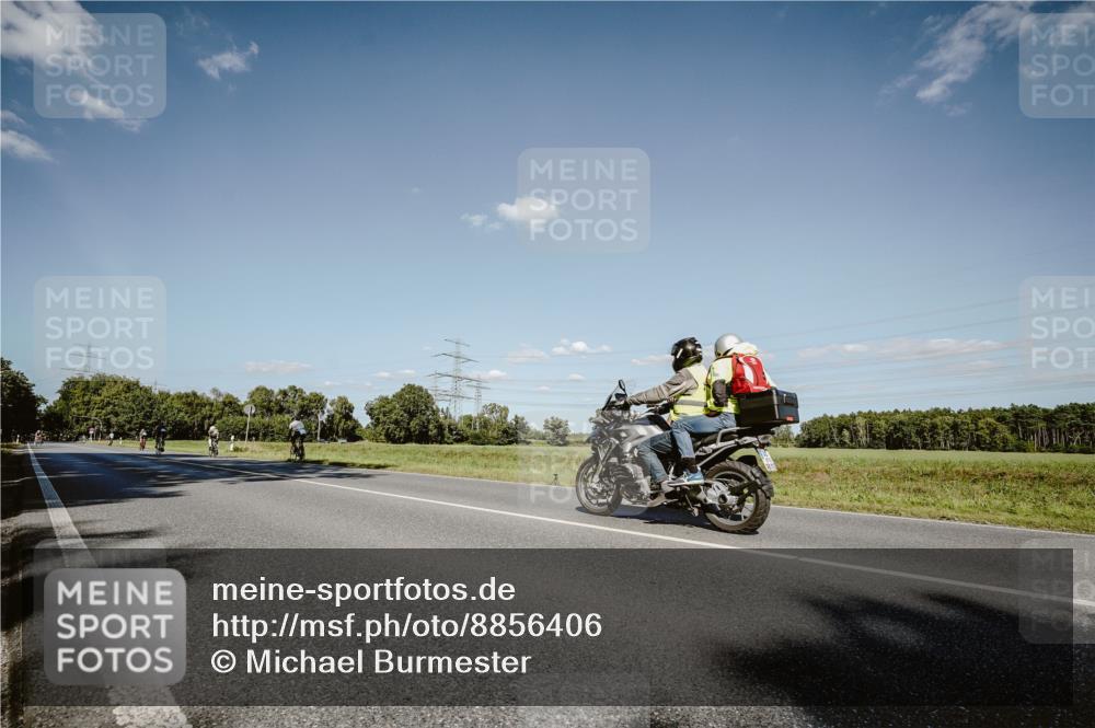 07.09.2025 - 19. Norderstedt Triathlon Michael Burmester http://msf.ph/oto/8856406 07.09.2025 15:21:44 Radfahren  meine-sportfotos.de