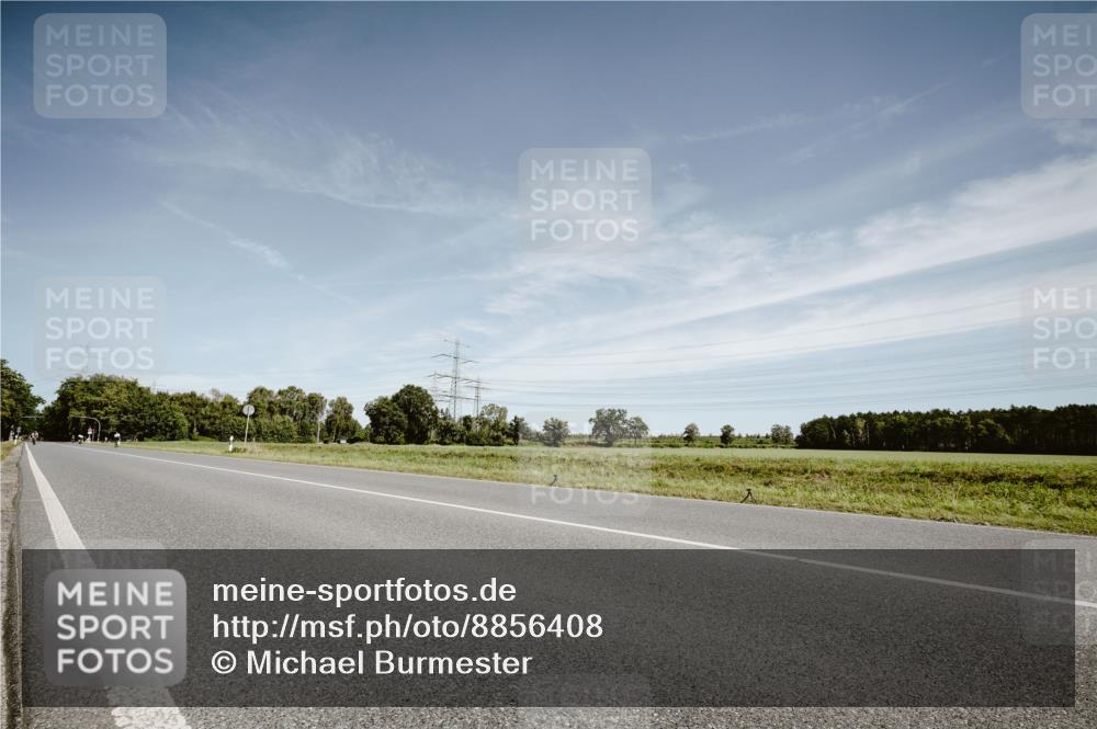 07.09.2025 - 19. Norderstedt Triathlon Michael Burmester http://msf.ph/oto/8856408 07.09.2025 12:17:10 Radfahren  meine-sportfotos.de