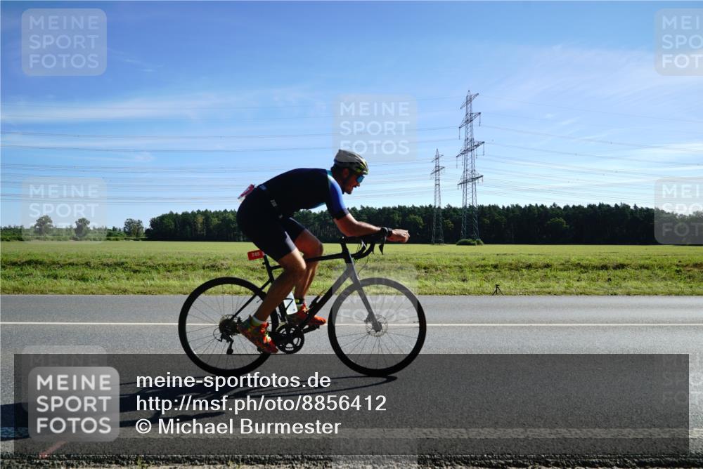 07.09.2025 - 19. Norderstedt Triathlon Michael Burmester http://msf.ph/oto/8856412 07.09.2025 11:06:41 Radfahren 749, 1162 meine-sportfotos.de