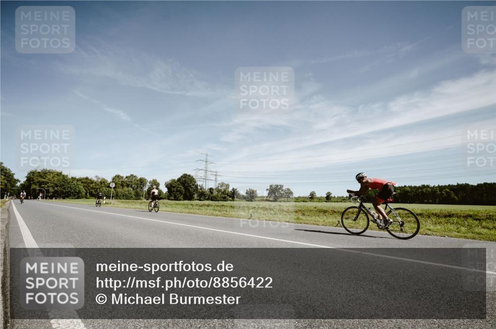 07.09.2025 - 19. Norderstedt Triathlon Michael Burmester http://msf.ph/oto/8856422 07.09.2025 12:17:15 Radfahren  meine-sportfotos.de
