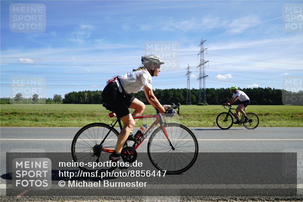 07.09.2025 - 19. Norderstedt Triathlon Michael Burmester http://msf.ph/oto/8856447 07.09.2025 12:49:10 Radfahren 288, 1362 meine-sportfotos.de