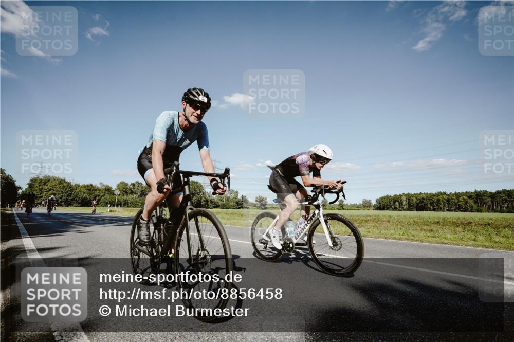 07.09.2025 - 19. Norderstedt Triathlon Michael Burmester http://msf.ph/oto/8856458 07.09.2025 15:22:03 Radfahren 475, 873, 883, 946, 949, 1439, 1480 meine-sportfotos.de
