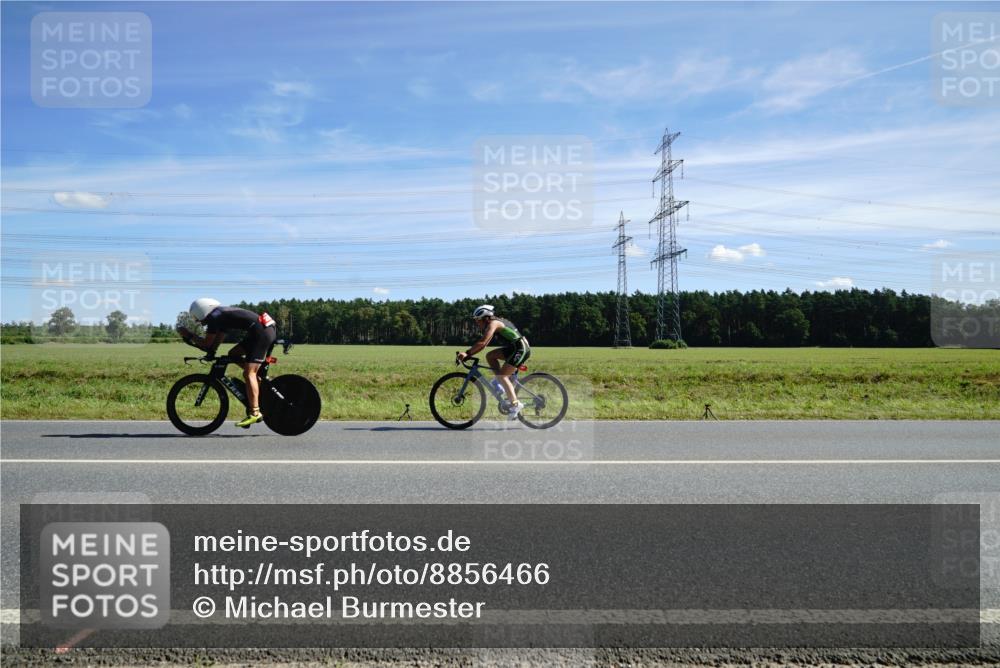 07.09.2025 - 19. Norderstedt Triathlon Michael Burmester http://msf.ph/oto/8856466 07.09.2025 12:49:20 Radfahren  meine-sportfotos.de