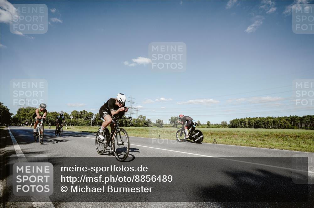 07.09.2025 - 19. Norderstedt Triathlon Michael Burmester http://msf.ph/oto/8856489 07.09.2025 15:22:17 Radfahren 440, 472, 474, 932 meine-sportfotos.de