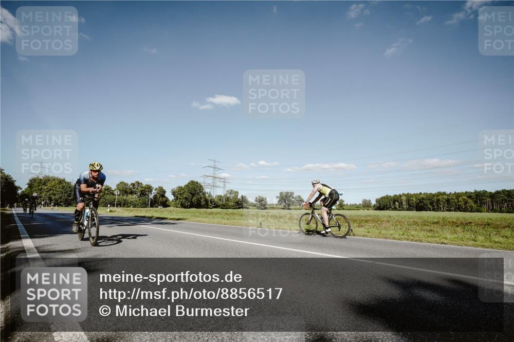 07.09.2025 - 19. Norderstedt Triathlon Michael Burmester http://msf.ph/oto/8856517 07.09.2025 15:22:38 Radfahren 437, 441, 916, 1507 meine-sportfotos.de