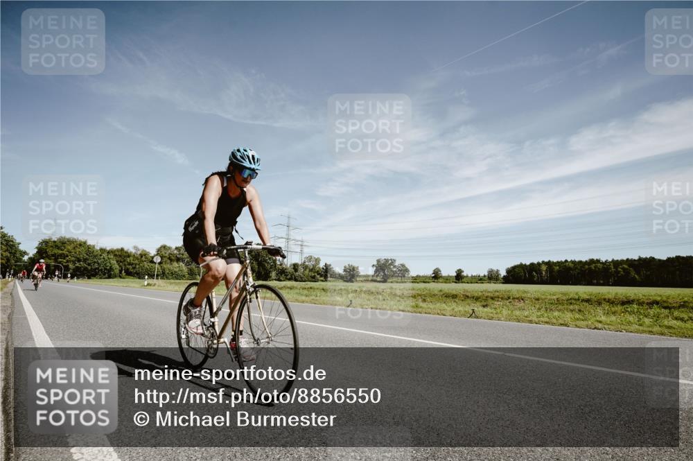 07.09.2025 - 19. Norderstedt Triathlon Michael Burmester http://msf.ph/oto/8856550 07.09.2025 12:18:18 Radfahren 1233, 1339, 1380 meine-sportfotos.de