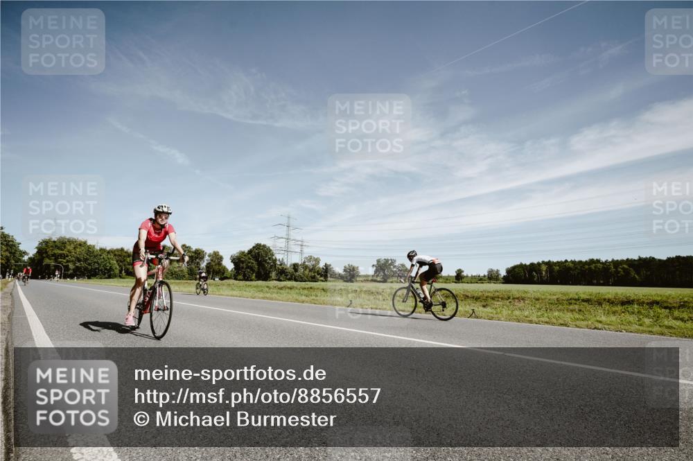 07.09.2025 - 19. Norderstedt Triathlon Michael Burmester http://msf.ph/oto/8856557 07.09.2025 12:18:20 Radfahren 1339, 1380 meine-sportfotos.de