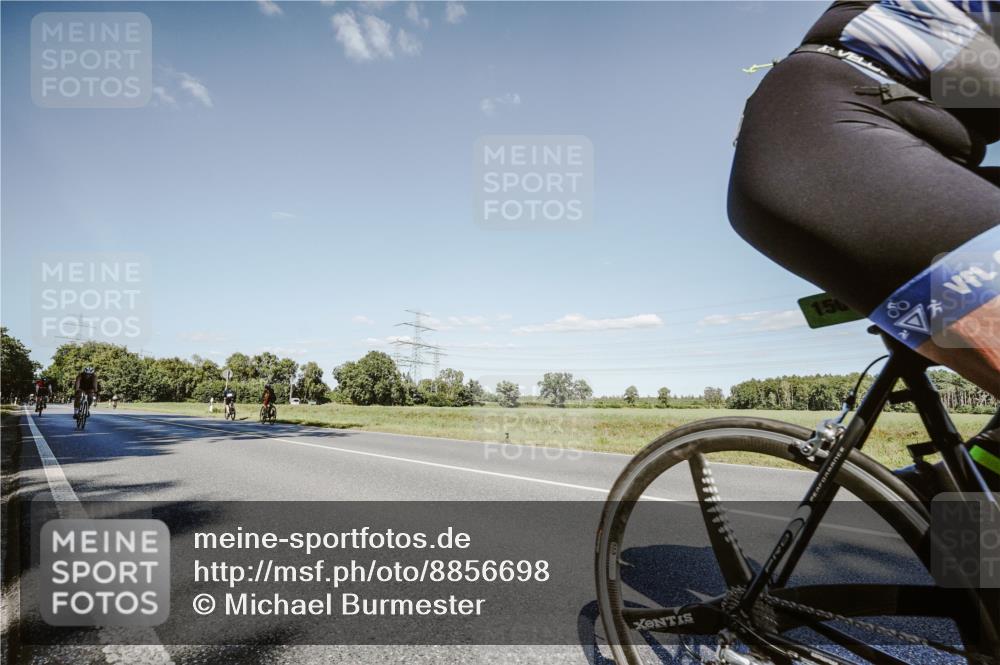 07.09.2025 - 19. Norderstedt Triathlon Michael Burmester http://msf.ph/oto/8856698 07.09.2025 15:24:35 Radfahren 478, 934, 1453, 1472, 1509 meine-sportfotos.de