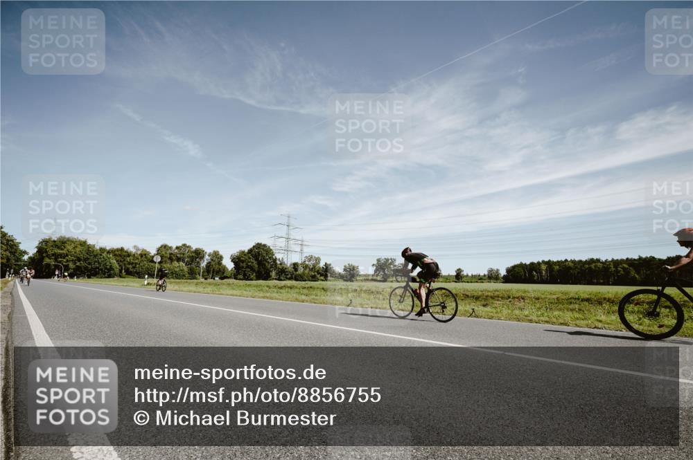 07.09.2025 - 19. Norderstedt Triathlon Michael Burmester http://msf.ph/oto/8856755 07.09.2025 12:20:02 Radfahren  meine-sportfotos.de