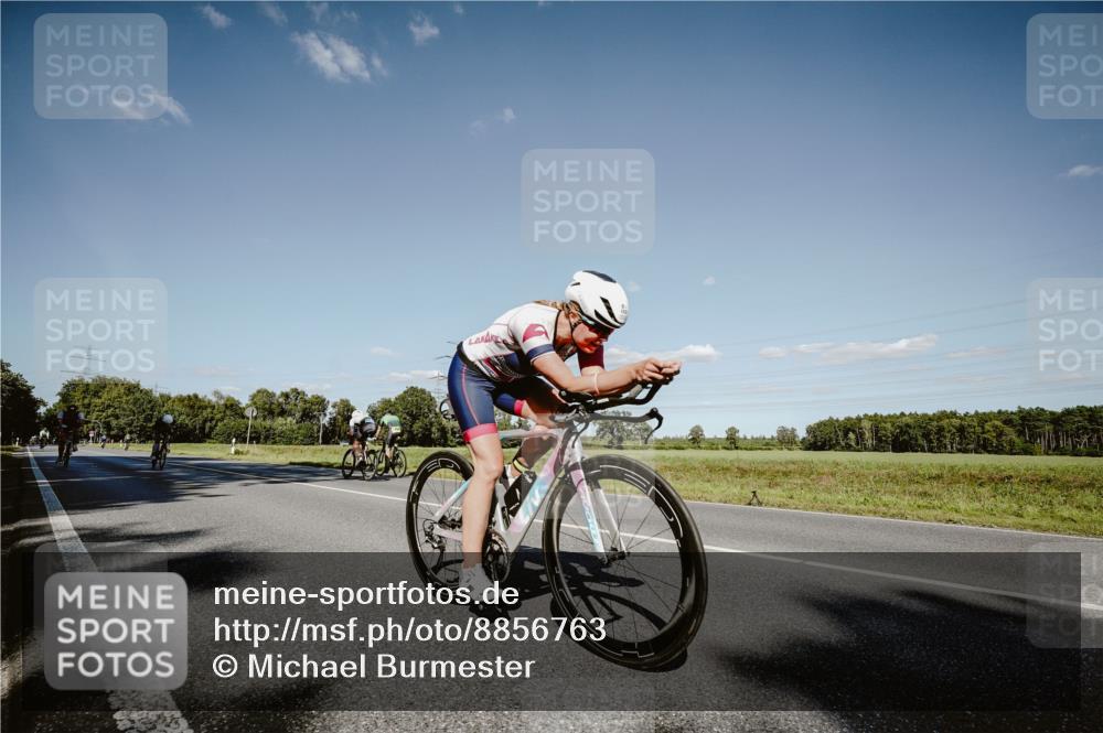 07.09.2025 - 19. Norderstedt Triathlon Michael Burmester http://msf.ph/oto/8856763 07.09.2025 15:25:16 Radfahren 894, 1433, 1532 meine-sportfotos.de