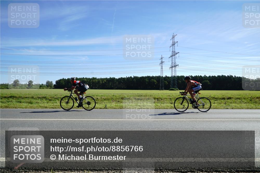 07.09.2025 - 19. Norderstedt Triathlon Michael Burmester http://msf.ph/oto/8856766 07.09.2025 11:11:48 Radfahren  meine-sportfotos.de