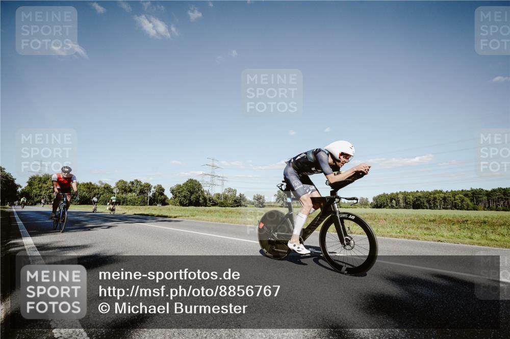 07.09.2025 - 19. Norderstedt Triathlon Michael Burmester http://msf.ph/oto/8856767 07.09.2025 15:25:17 Radfahren 894, 1433, 1532 meine-sportfotos.de
