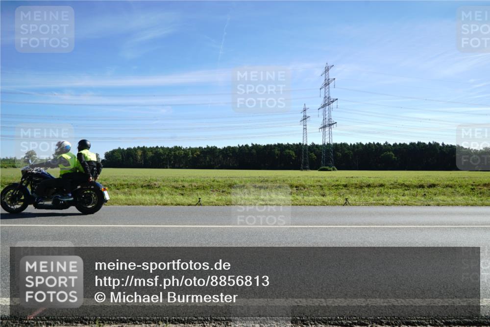 07.09.2025 - 19. Norderstedt Triathlon Michael Burmester http://msf.ph/oto/8856813 07.09.2025 11:12:19 Radfahren 1236 meine-sportfotos.de