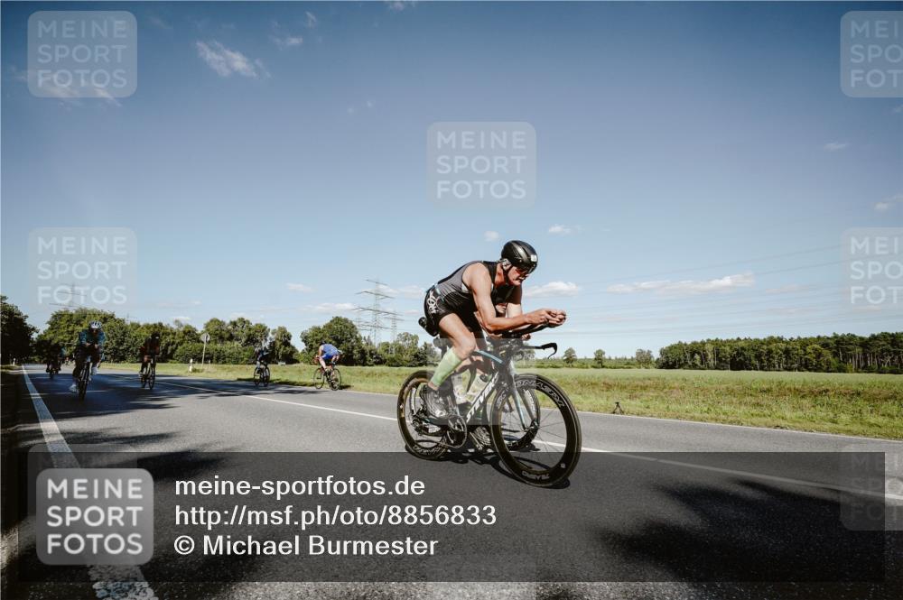 07.09.2025 - 19. Norderstedt Triathlon Michael Burmester http://msf.ph/oto/8856833 07.09.2025 15:25:55 Radfahren 405, 406, 443, 447, 910, 1432, 1510, 1514, 1531 meine-sportfotos.de
