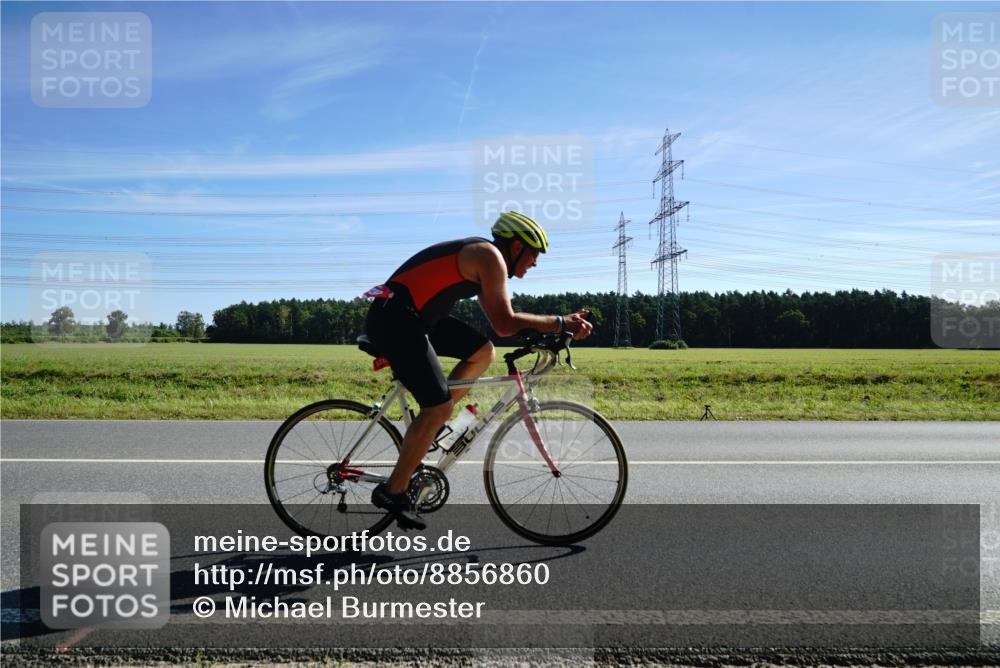 07.09.2025 - 19. Norderstedt Triathlon Michael Burmester http://msf.ph/oto/8856860 07.09.2025 11:12:46 Radfahren 1195, 1206, 1219, 1323 meine-sportfotos.de