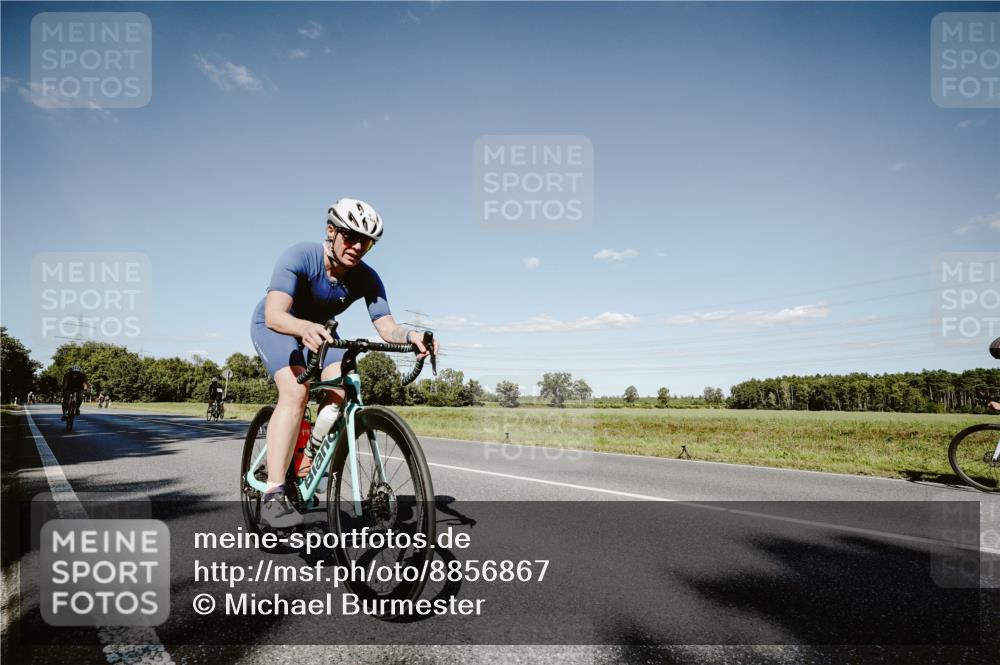 07.09.2025 - 19. Norderstedt Triathlon Michael Burmester http://msf.ph/oto/8856867 07.09.2025 15:26:13 Radfahren 918, 1454, 1529 meine-sportfotos.de