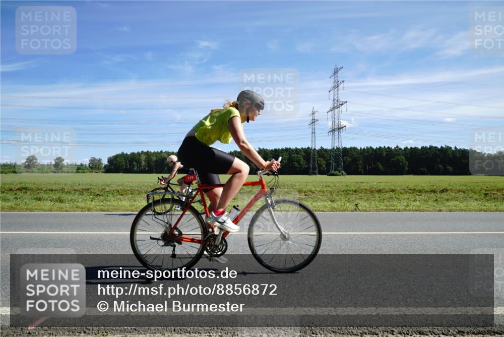 07.09.2025 - 19. Norderstedt Triathlon Michael Burmester http://msf.ph/oto/8856872 07.09.2025 12:52:24 Radfahren 179, 219, 338, 1292, 1356 meine-sportfotos.de