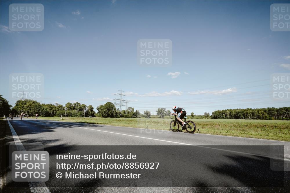 07.09.2025 - 19. Norderstedt Triathlon Michael Burmester http://msf.ph/oto/8856927 07.09.2025 15:26:42 Radfahren 450, 1488 meine-sportfotos.de
