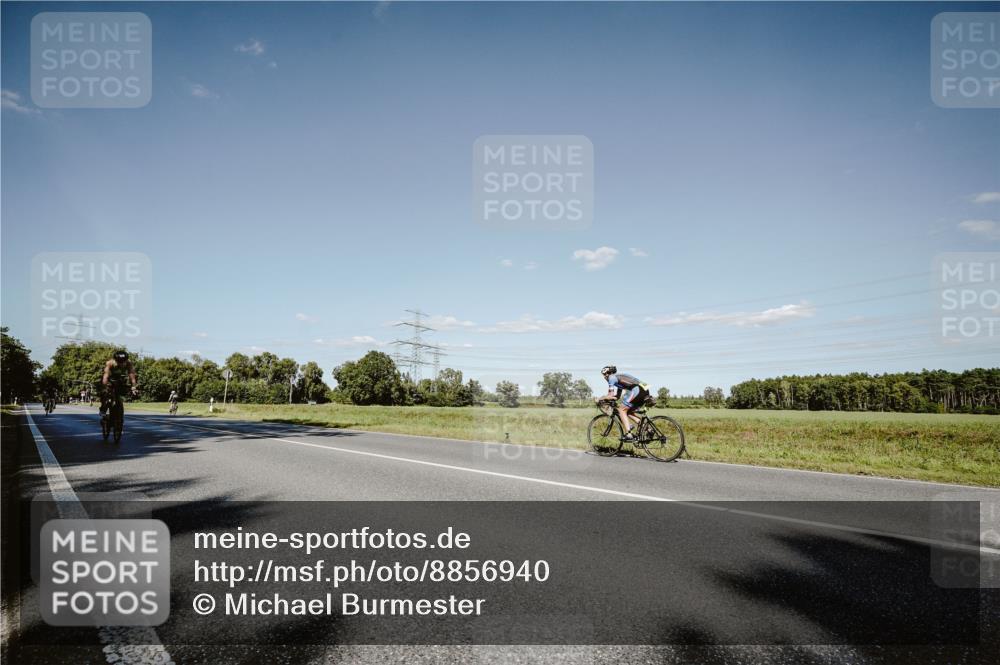07.09.2025 - 19. Norderstedt Triathlon Michael Burmester http://msf.ph/oto/8856940 07.09.2025 15:26:50 Radfahren 476, 1481 meine-sportfotos.de