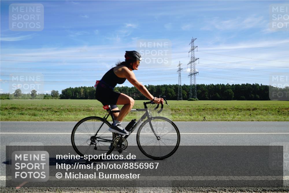 07.09.2025 - 19. Norderstedt Triathlon Michael Burmester http://msf.ph/oto/8856967 07.09.2025 12:53:27 Radfahren 224, 789, 1256 meine-sportfotos.de
