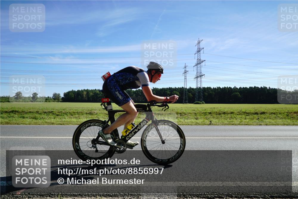 07.09.2025 - 19. Norderstedt Triathlon Michael Burmester http://msf.ph/oto/8856997 07.09.2025 11:14:20 Radfahren 296, 1355 meine-sportfotos.de
