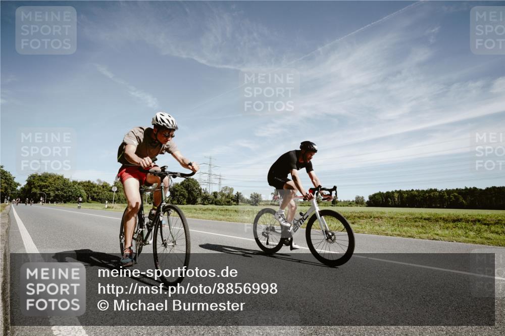 07.09.2025 - 19. Norderstedt Triathlon Michael Burmester http://msf.ph/oto/8856998 07.09.2025 12:21:49 Radfahren 701, 1212 meine-sportfotos.de